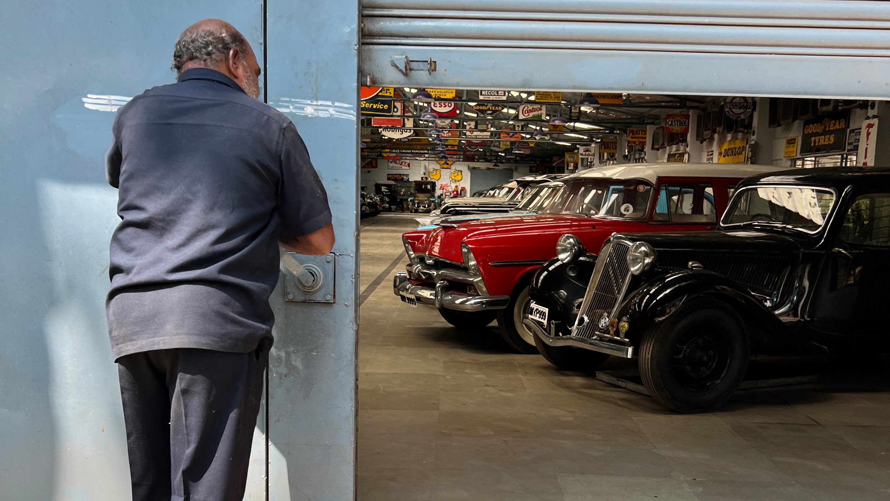 Private Guided Tour of Automotive Wonders of the World! - Image 5